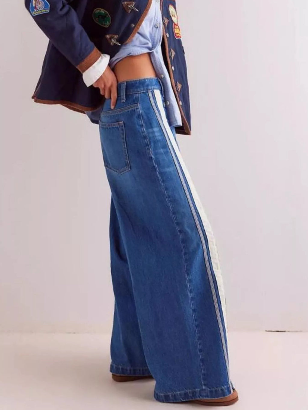Wide-Leg Side Snap Button Jeans - Lilixa.store