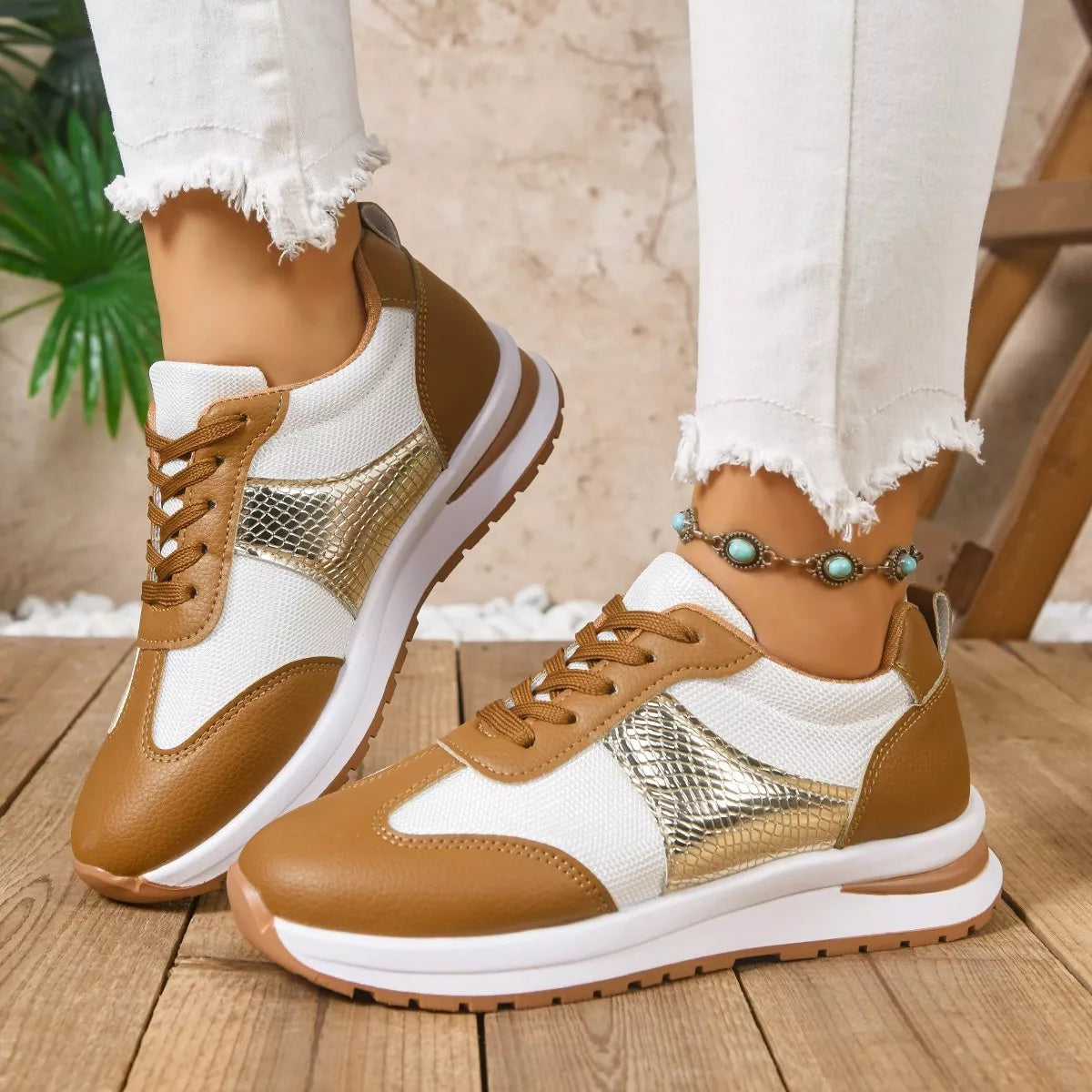 Round Toe Lace Up Sneakers - Lilixa.store