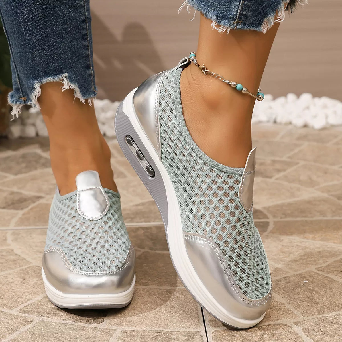 Round Toe Mesh Sneakers - Lilixa.store