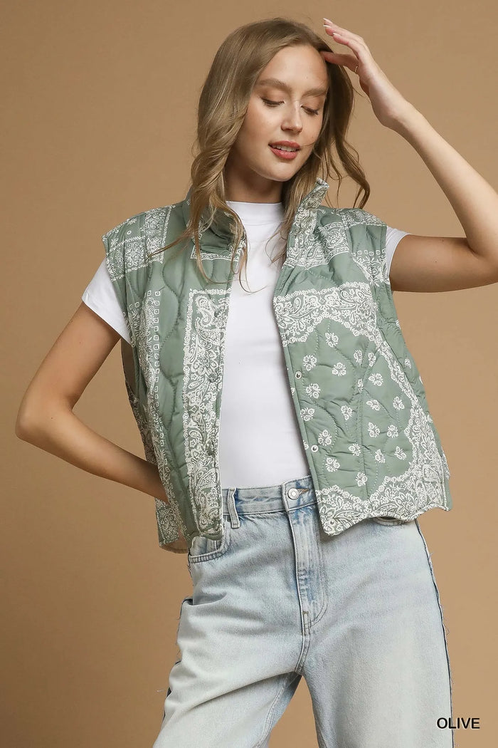 Umgee Bandana Print Quilted Puffer Vest in Olive