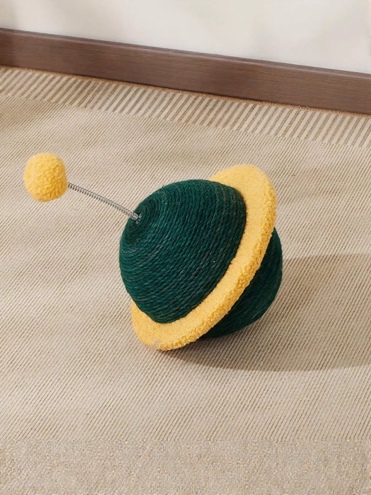 Planet-Shaped Interactive Cat Toy with Sisal Scratching Surface - Lilixa.store