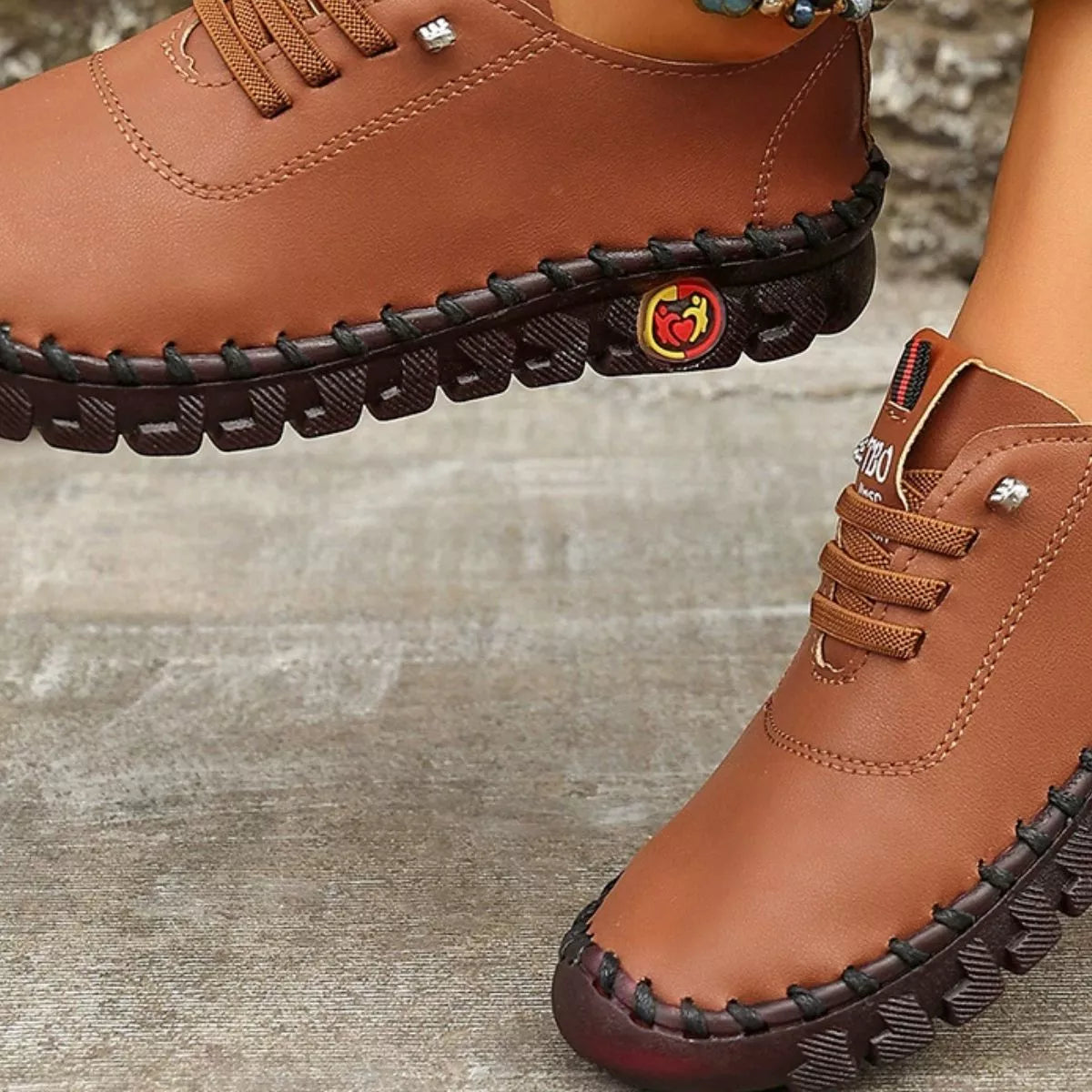 Round Toe Lace Up Sneakers - Lilixa.store