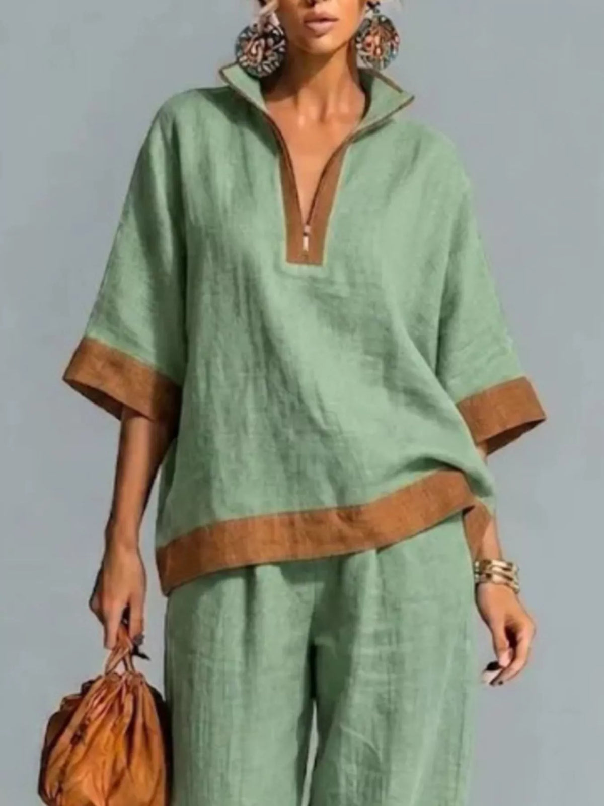 Full Size Contrast Trim Top and Wide Leg Pants Set Plus Size - Lilixa.store