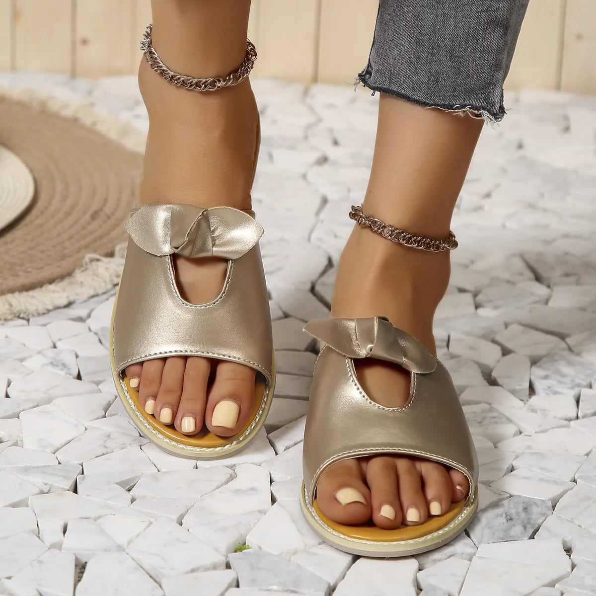 Casual Open Toe Cutout Detail Sandals - Lilixa.store