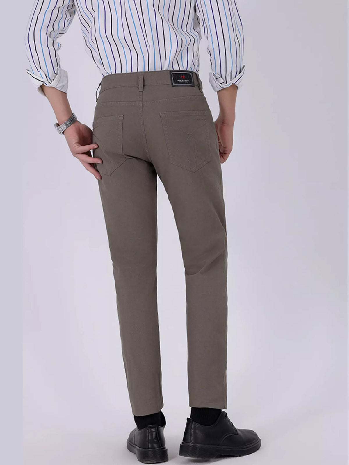 Men's Straight-Leg Casual Pants in Gray, view 2