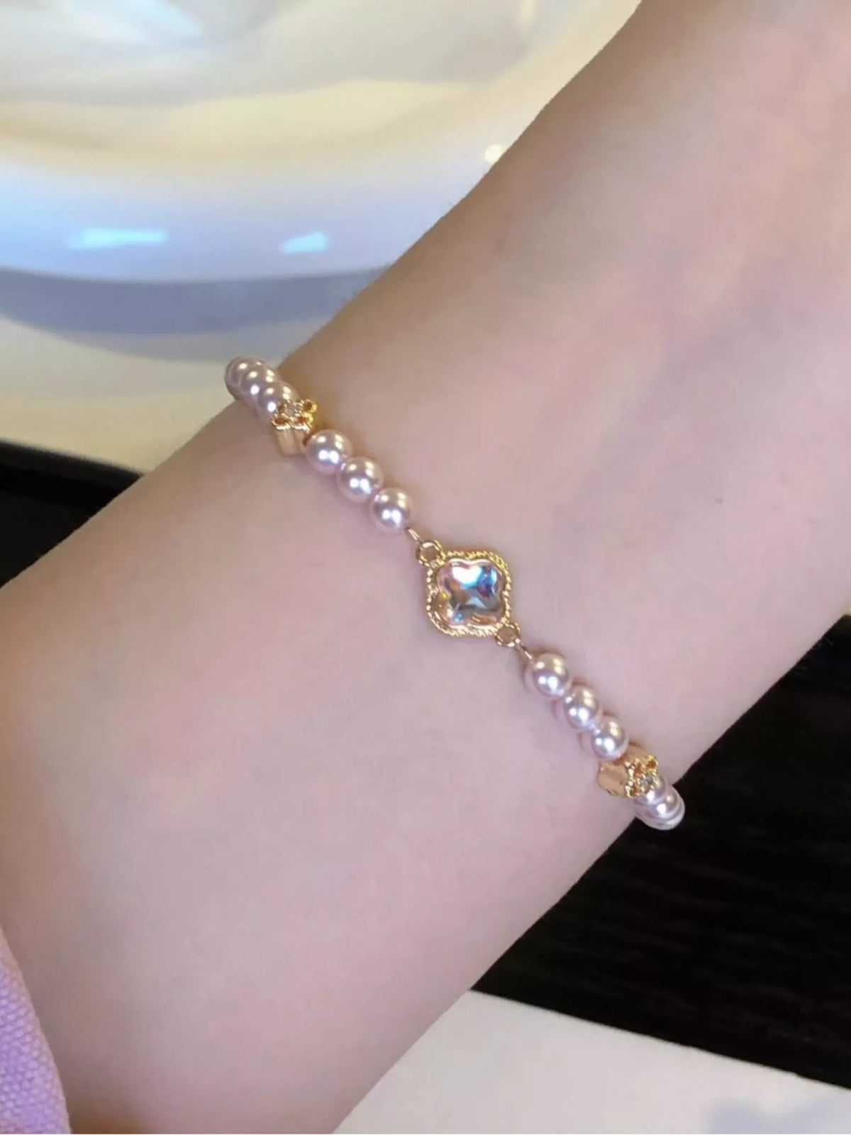 Pearl Clover Charm Bracelet - Lilixa.store