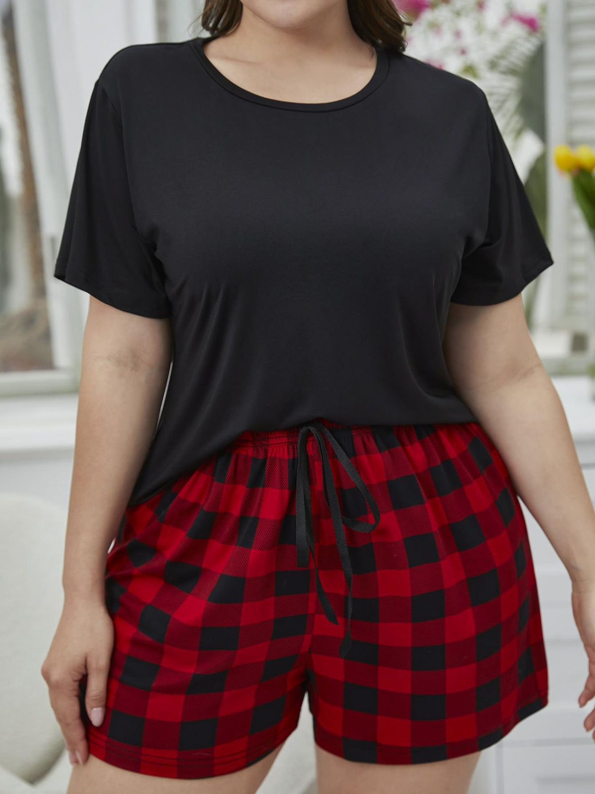 Plus Size Round Neck Tee Shirt and Plaid Shorts Lounge Set in Black/Red, view 6