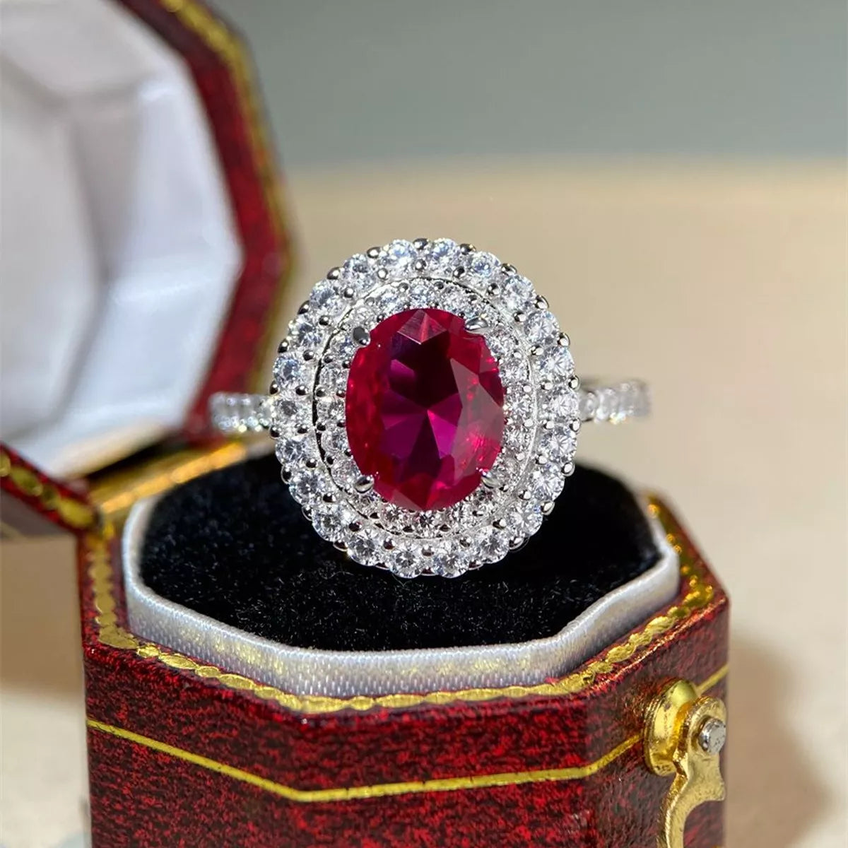 925 Sterling Silver Zircon Round Ring