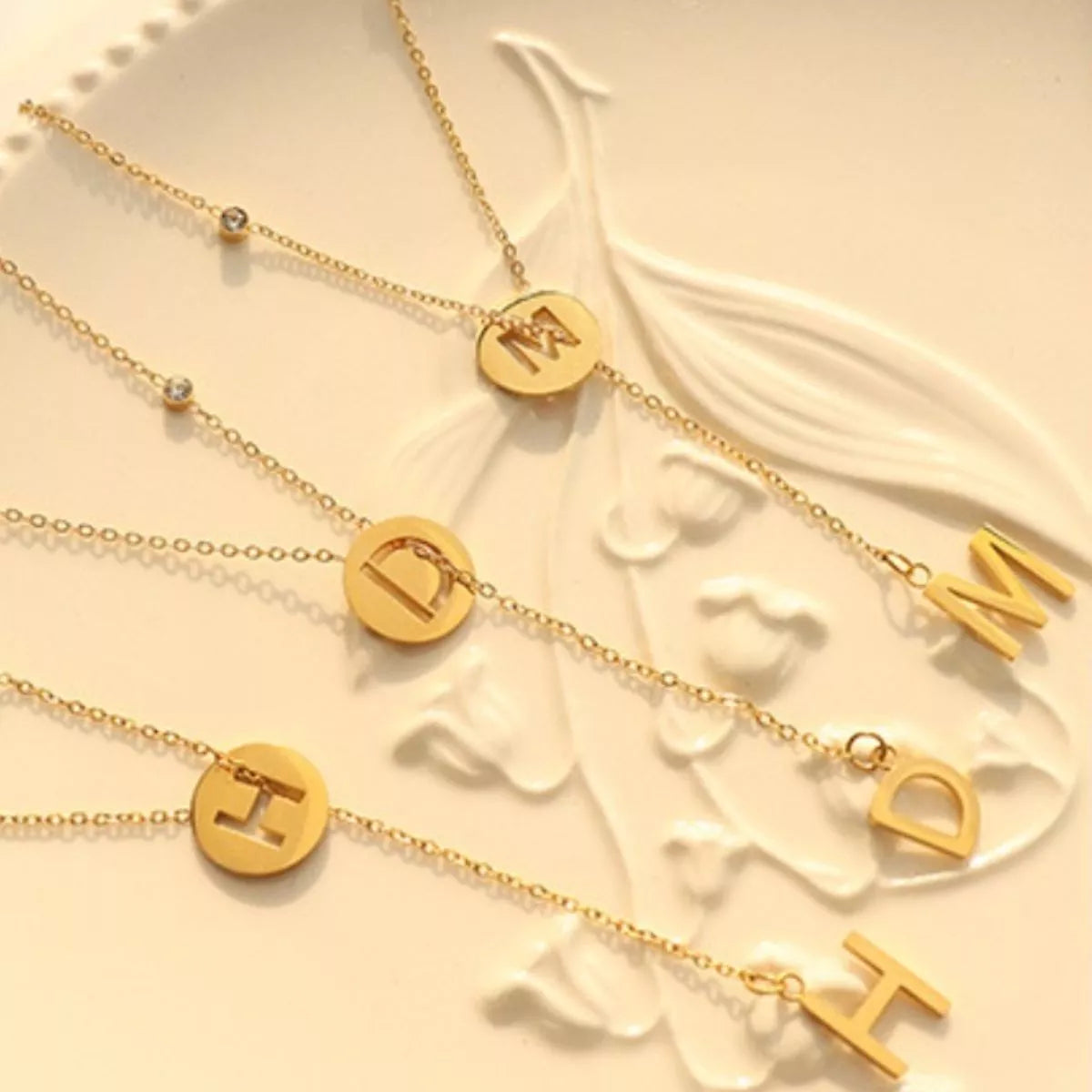 18K Gold-Plated Titanium Steel Letter Pendant Necklace - Lilixa.store
