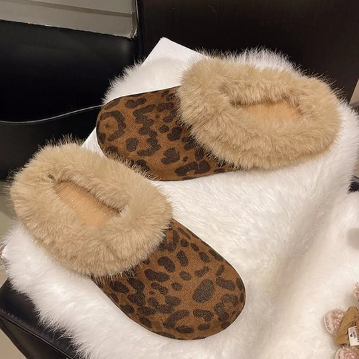 Fuzzy Plush Warm Indoor Slippers - Lilixa.store