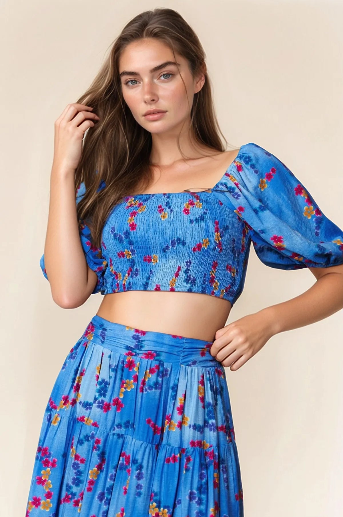 Davi & Dani Smocing Bodice Puff Short Sleeve Printed Crop Top - Lilixa.store