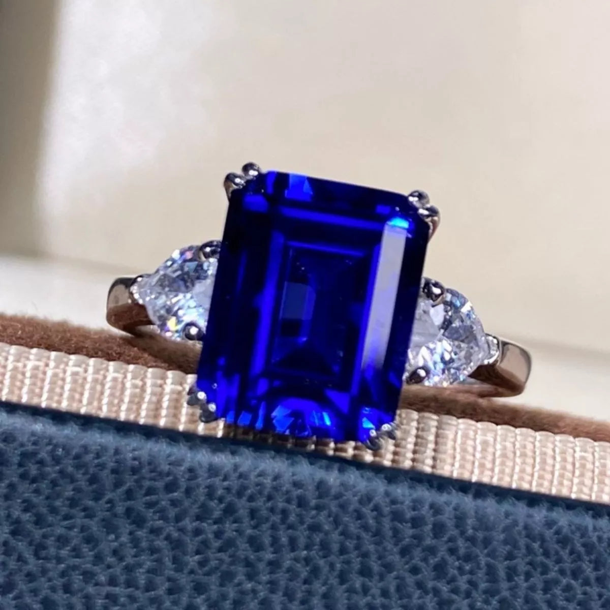925 Sterling Silver Sapphire Geometric Ring - Lilixa.store