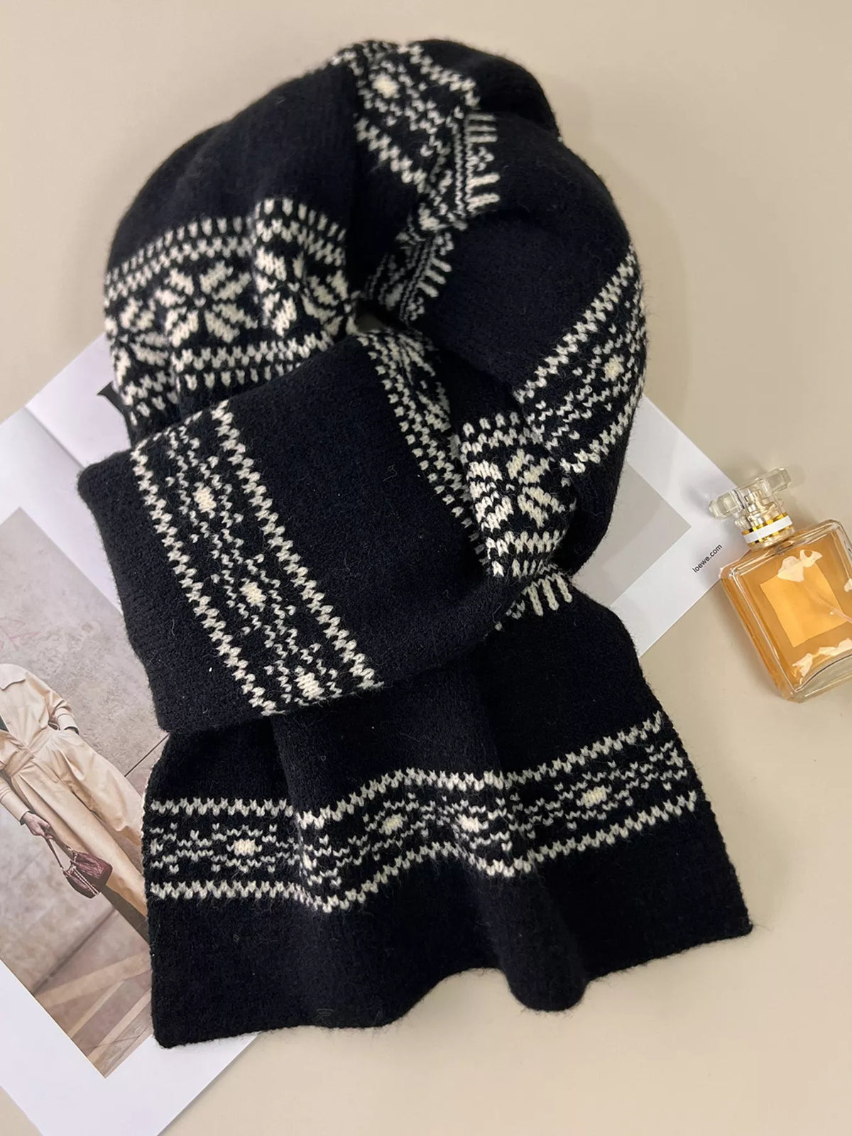 Winter Snowflake Pattern Knitted Scarf - Lilixa.store