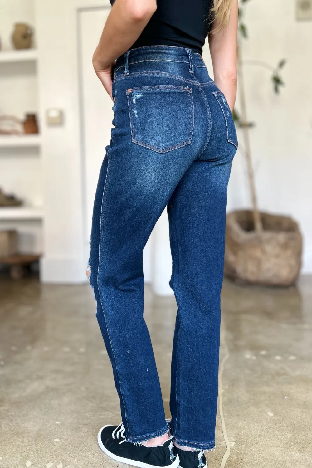 Judy Blue Full Size High Waist Rigid Magic Heavy Destroy Straight Jeans - Lilixa.store