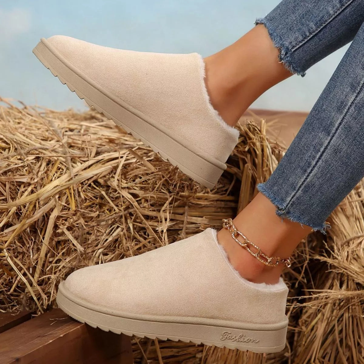 Round Toe Plush Lined Ankle Boots - Lilixa.store