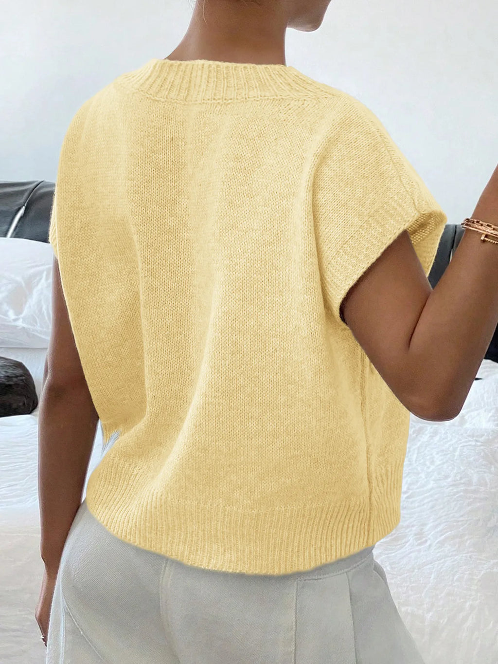 Ribbed Hem V-Neck Short Sleeve Sweater - Lilixa.store