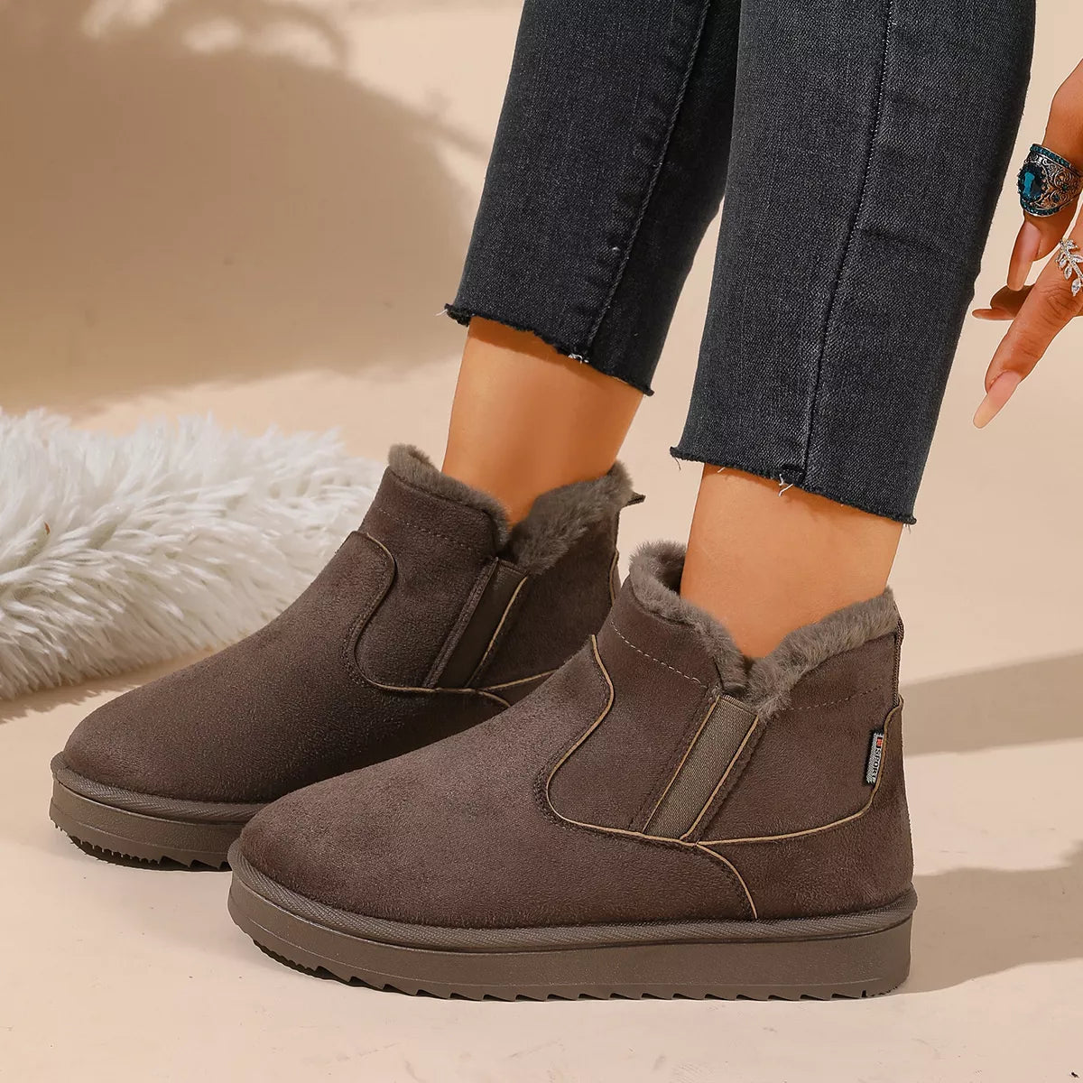 Plush Lined Winter Ankle Boots - Lilixa.store