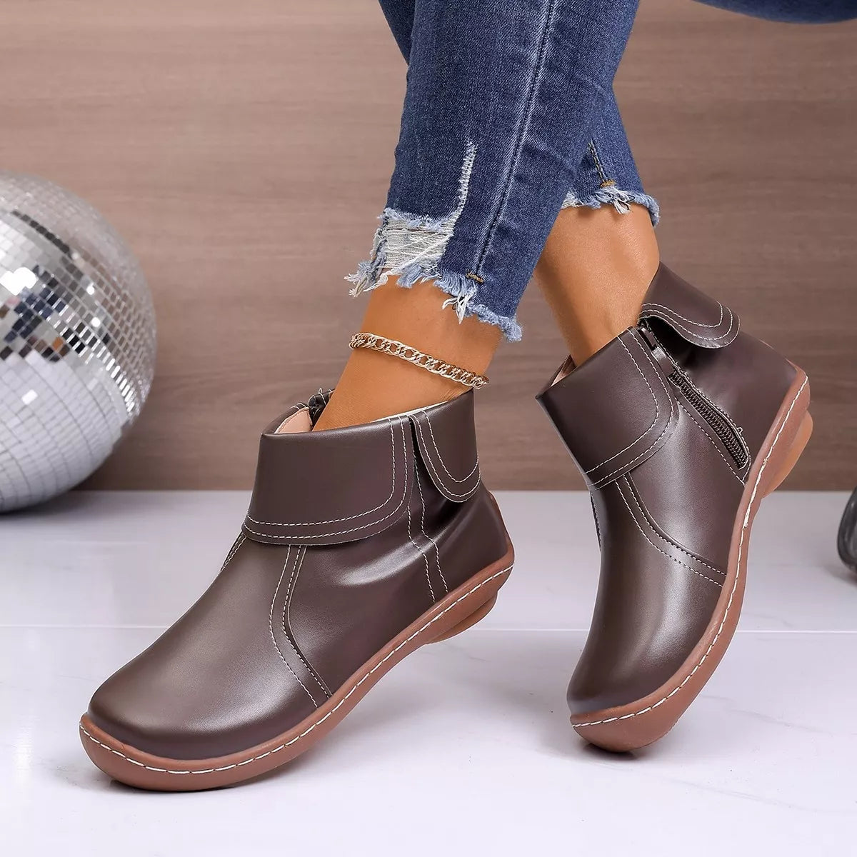 Round Toe Side Zipper Boots - Lilixa.store