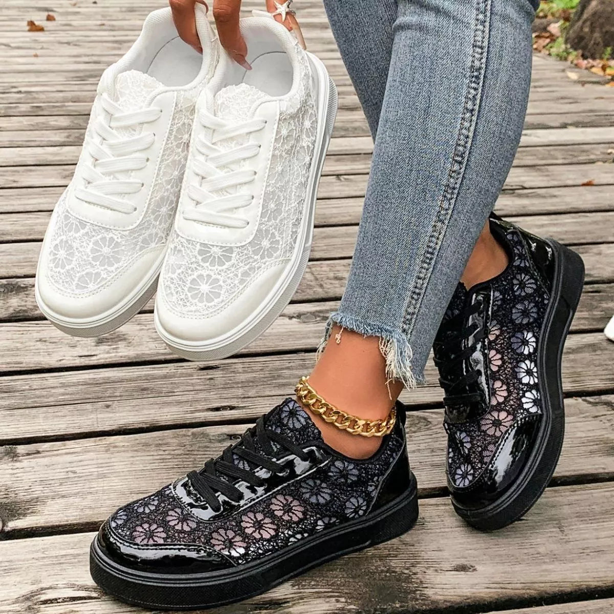 Round Toe Lace Sneakers - Lilixa.store