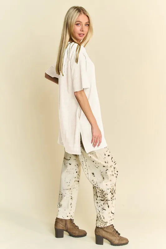 Davi & Dani Short Sleeve Side Slit T-Shirt with Pockets - Lilixa.store