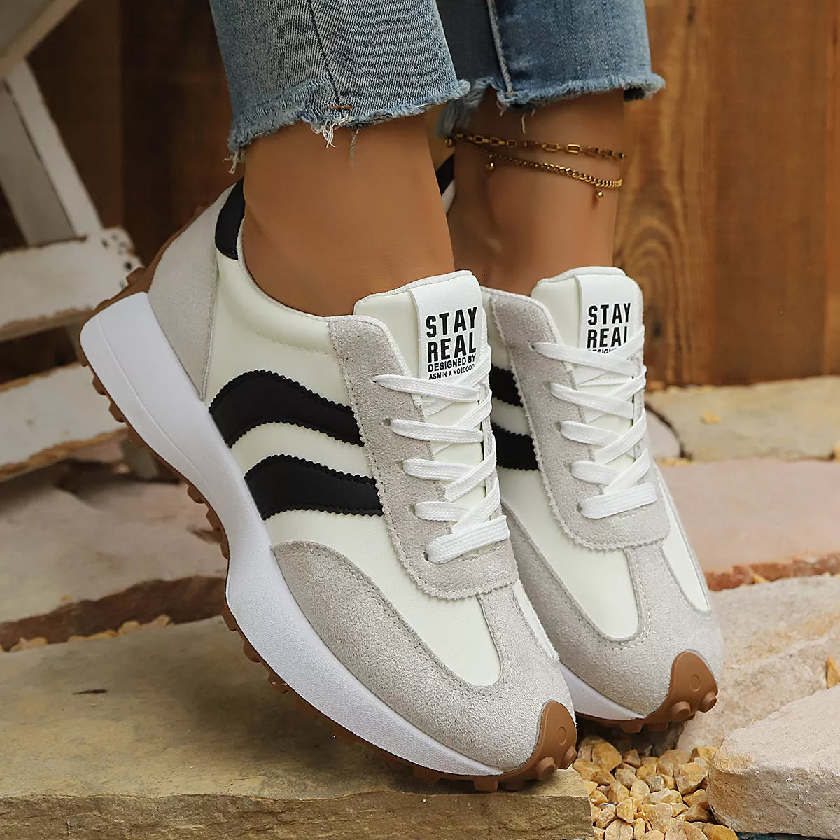 Round Toe Lace Up Sneakers