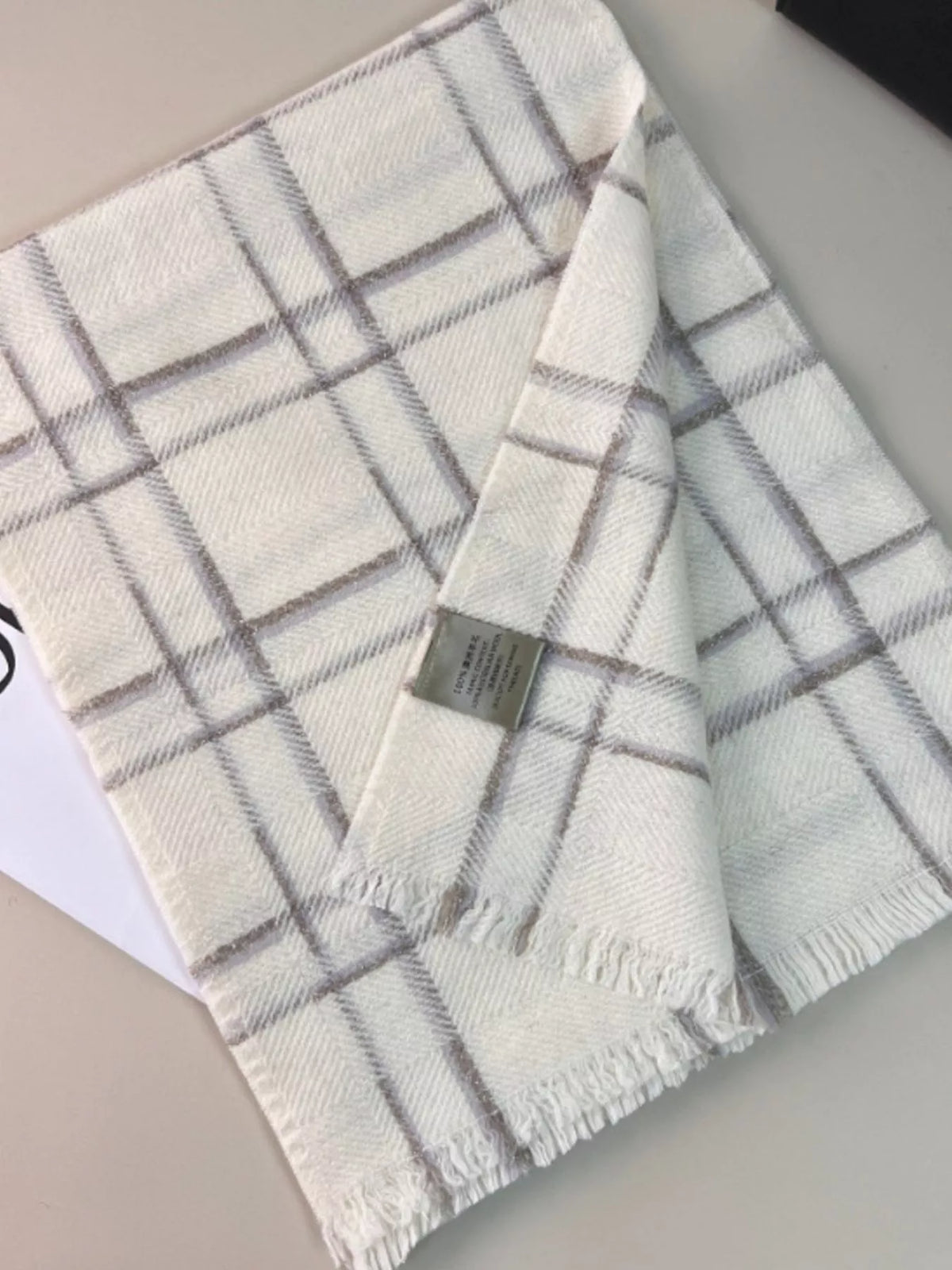 100% Wool Raw Hem Plaid Scarf - Lilixa.store