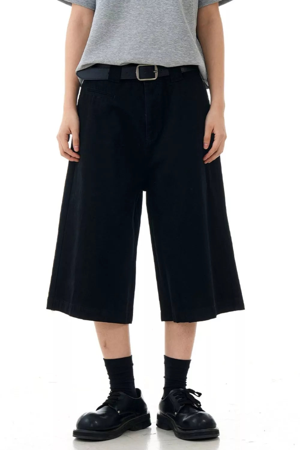 Men's Wide-Leg Casual Shorts in Black