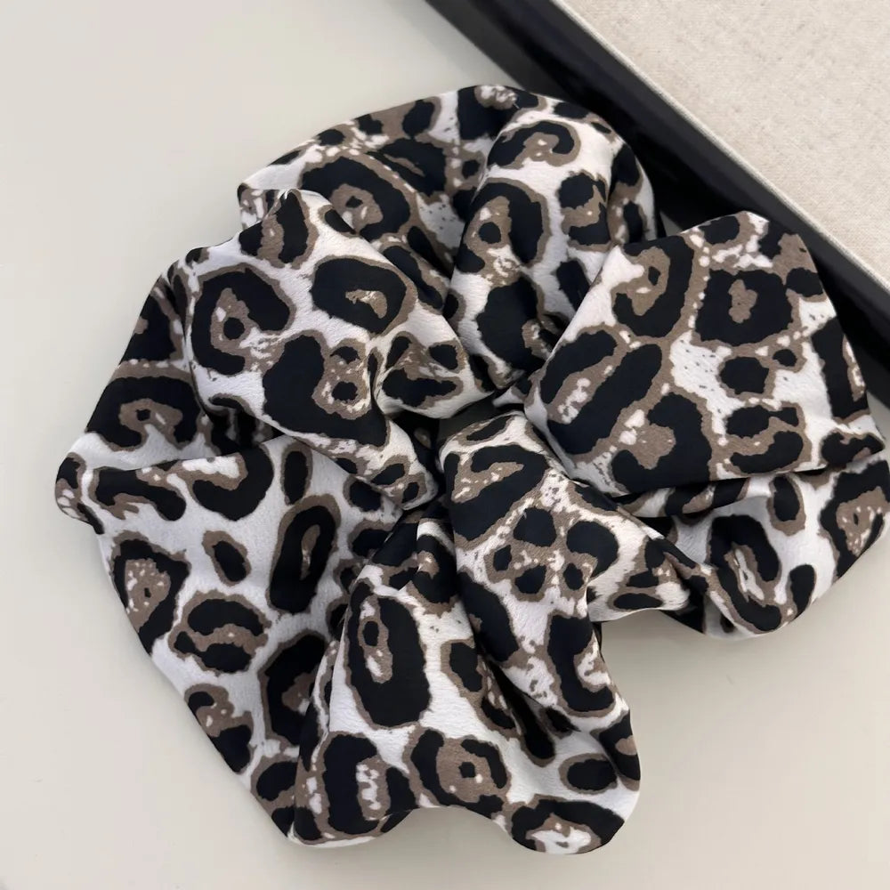 Leopard Elastic Hair Scrunchy - Lilixa.store