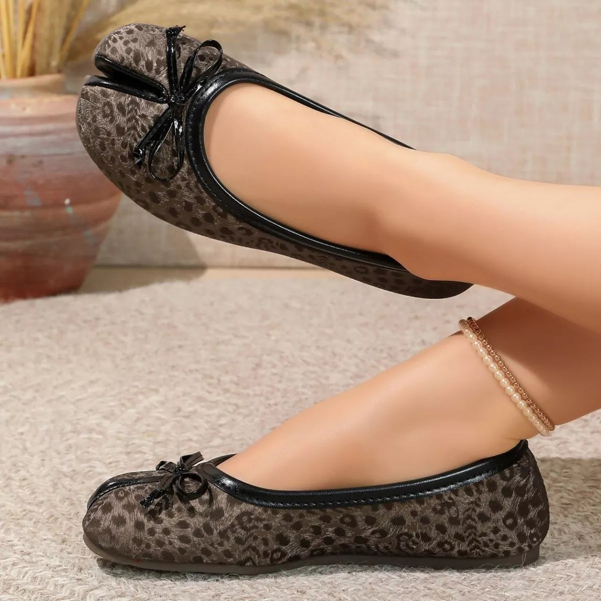 Leopard Bow Detail Split Toe Slip-Ons - Lilixa.store