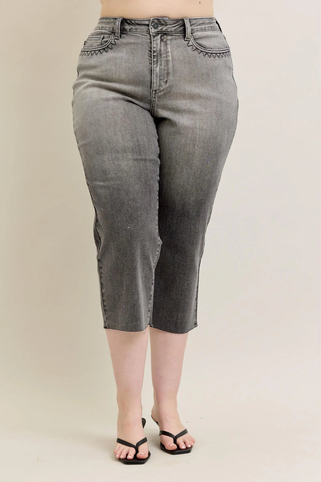 Judy Blue Full Size Wide Leg Capris Jeans Plus Size - Lilixa.store