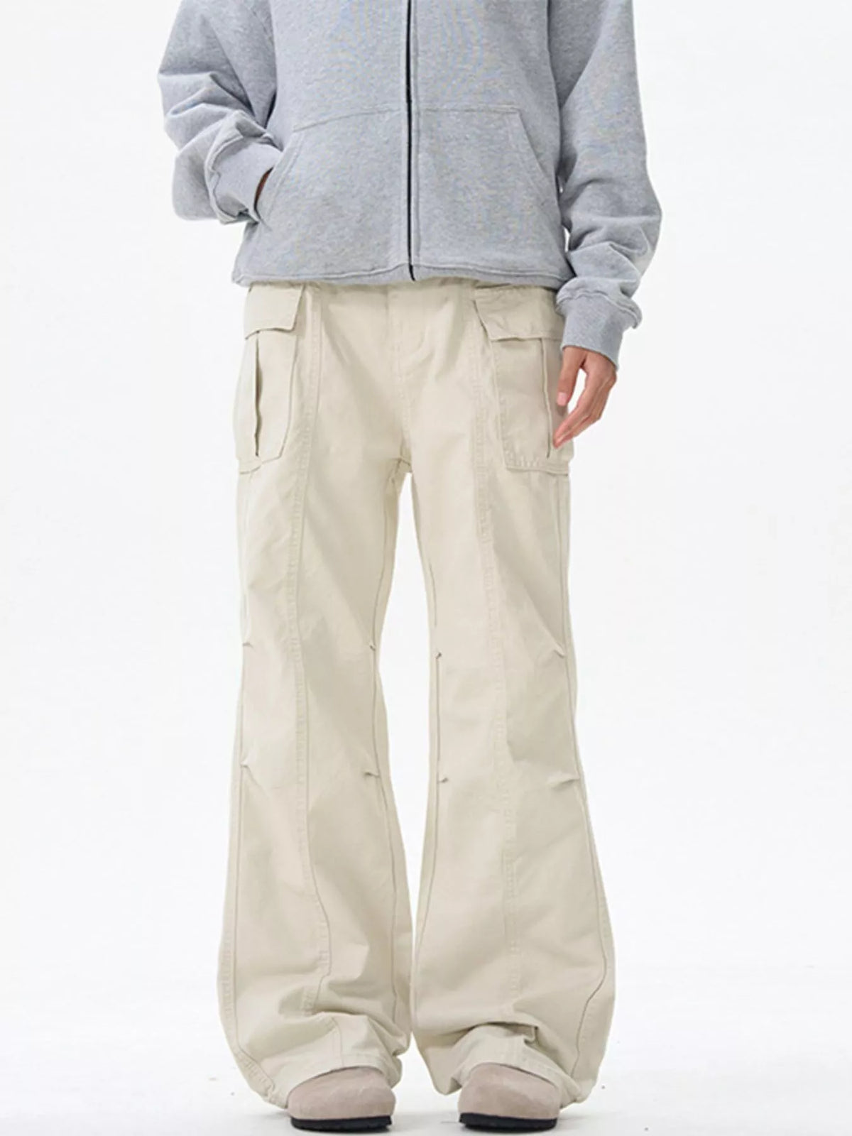 Men's Wide Leg Cargo Pants in Apricot