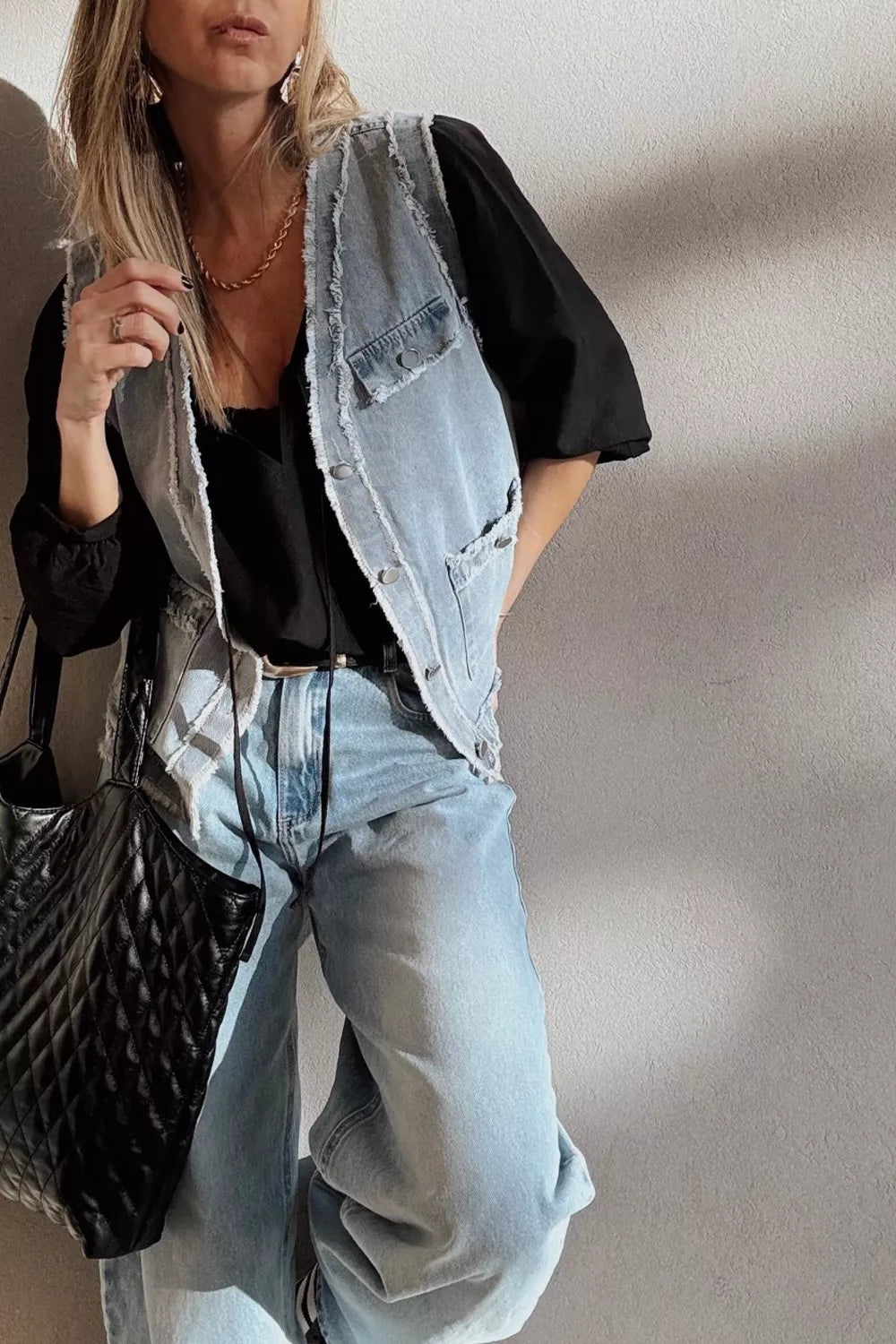 Frayed Edge Flap Pockets Denim Vest Jacket in Light Blue, view 5