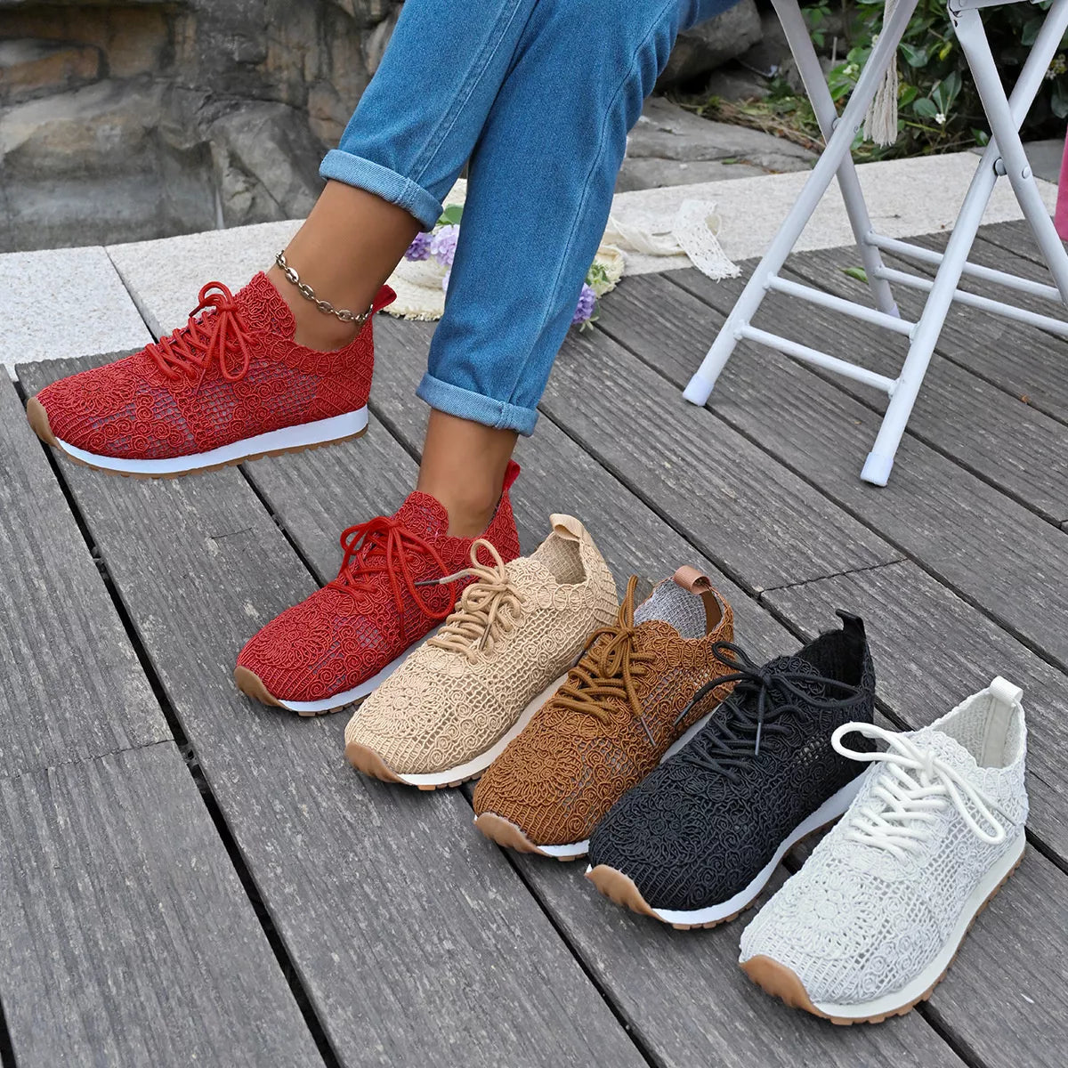 Round Toe Lace Up Sneakers - Lilixa.store