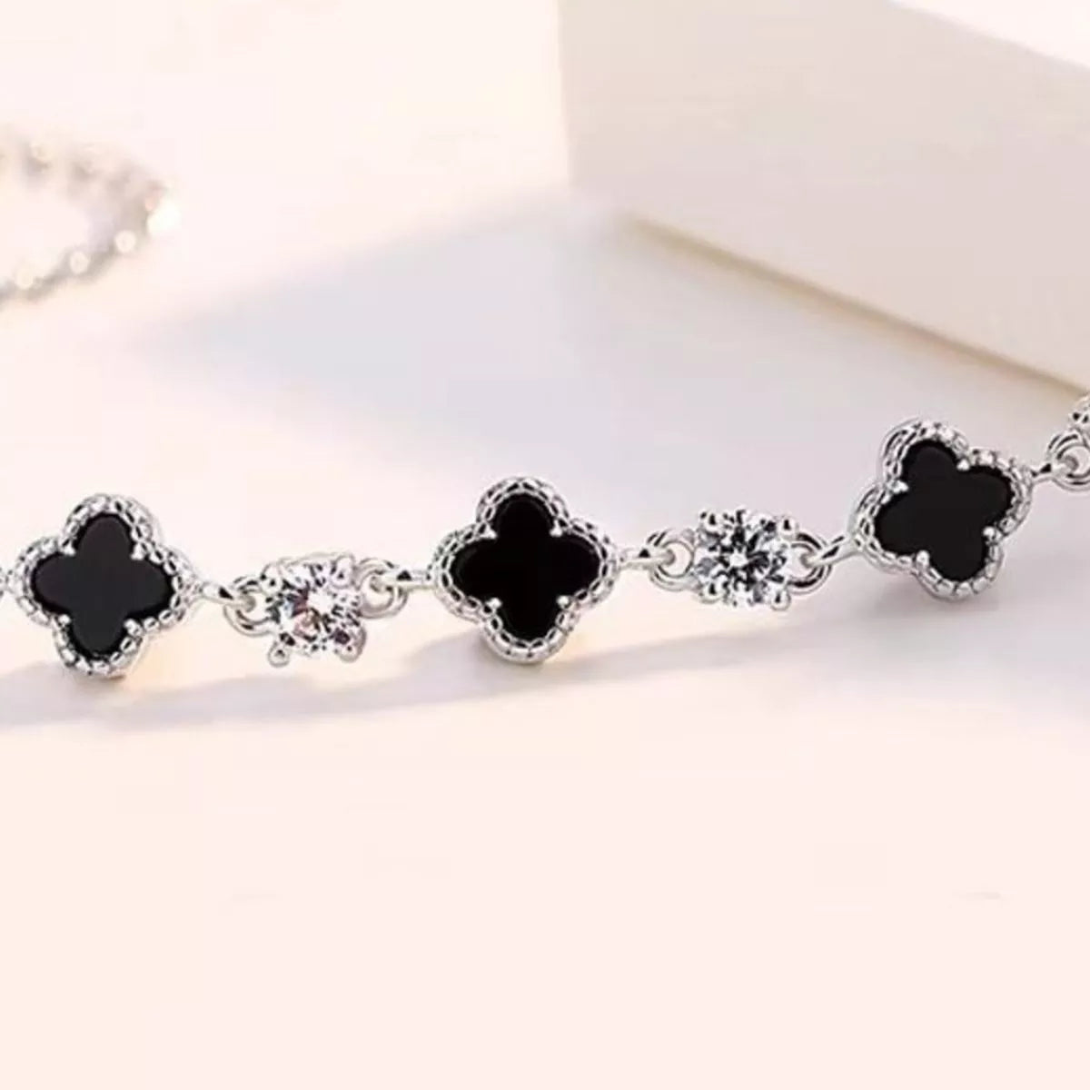 925 Sterling Silver Clover Charm Bracelet - Lilixa.store