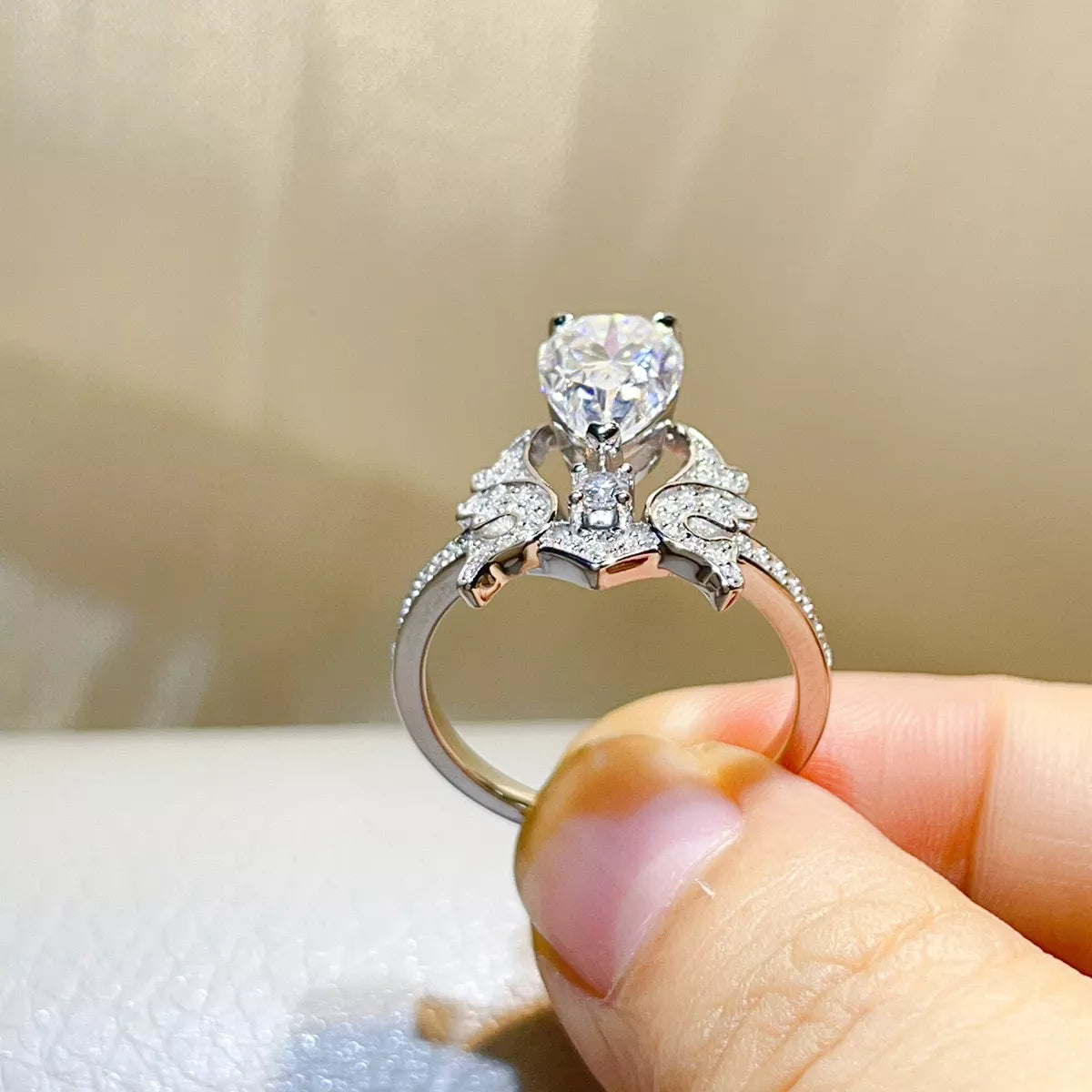 5 Carat 925 Sterling Silver Moissanite Teardrop Ring - Lilixa.store
