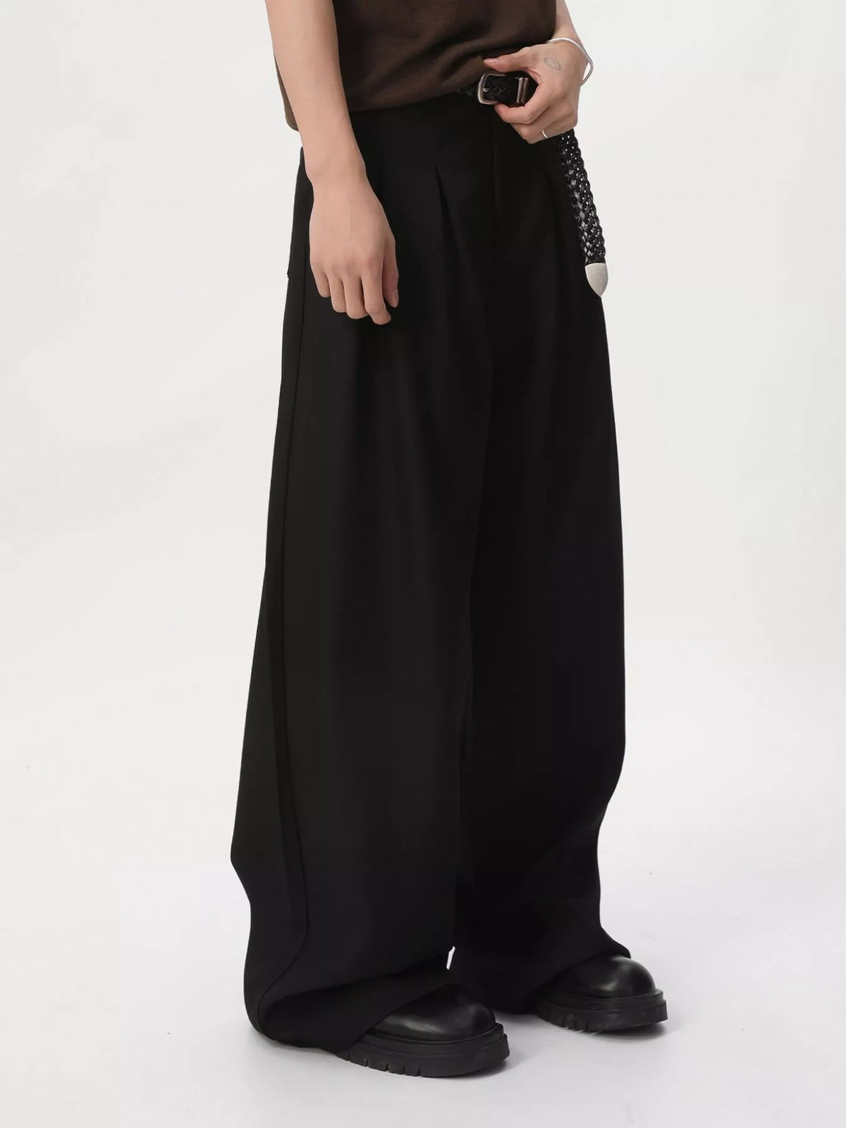 Men's High-Waisted Pleated Wide-Leg Pants