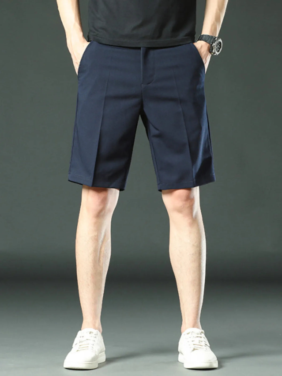Men's Loose Fit Shorts in Navy Blue
