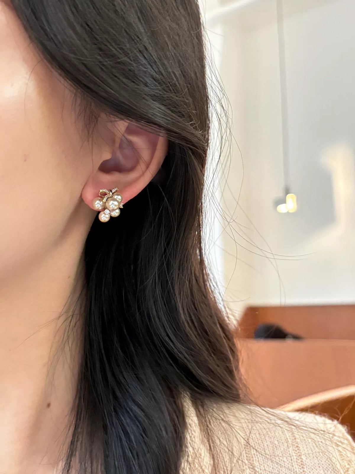 Pearl Cluster Bow Earrings - Lilixa.store