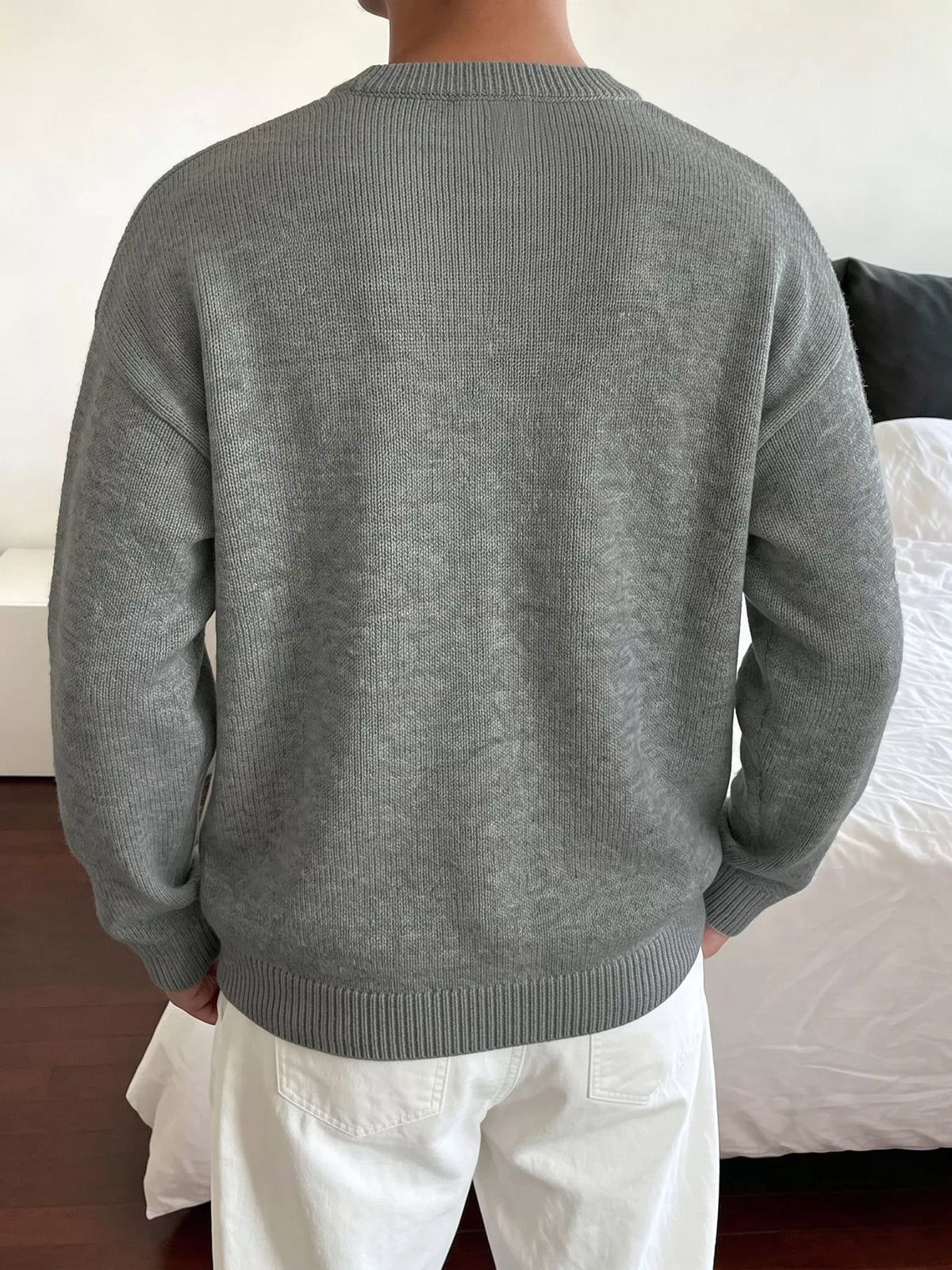 Star-Patterned Dropped Shoulder Sweater in Gray, view 5