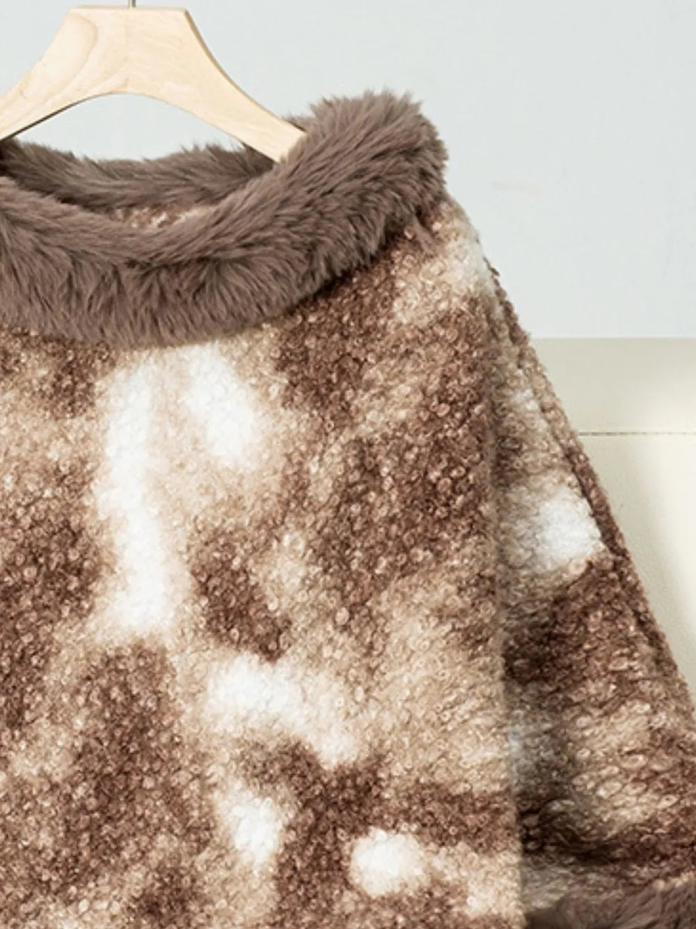 Furry Contrast Three-Quarter Poncho - Lilixa.store