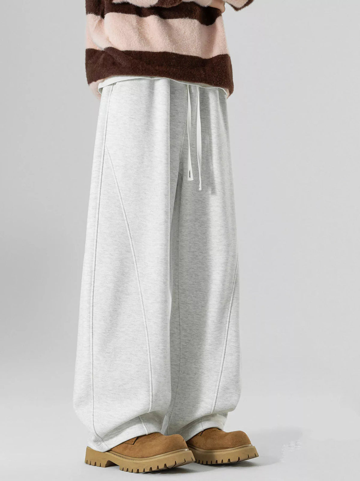 Men's Plus Size Loose Fit Drawstring Wide Leg Pants in Light Gray