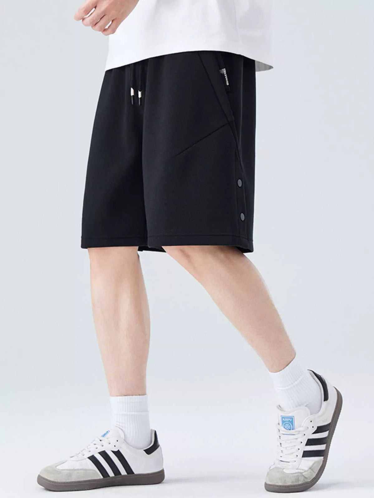 Men's Plus Size Drawstring Loose Fit Shorts, view 4