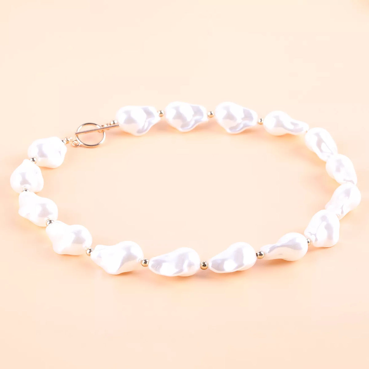 Synthetic Pearl Necklace with Toggle Clasp