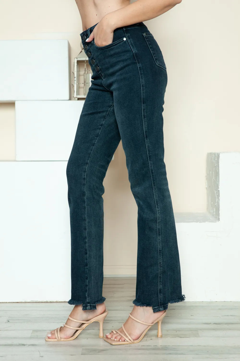 Judy Blue Full Size Button Fly Hem Destroy Straight Jeans - Lilixa.store