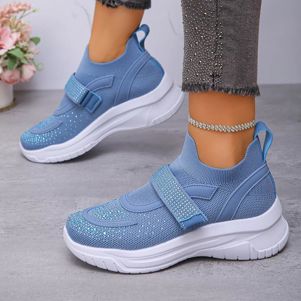 Round Toe Mesh Sneakers - Lilixa.store