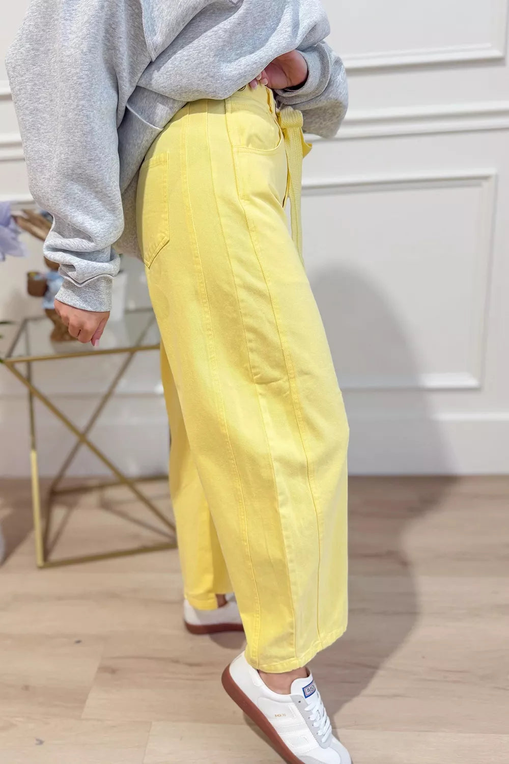 Wide-Leg Drawstring Jeans - Lilixa.store