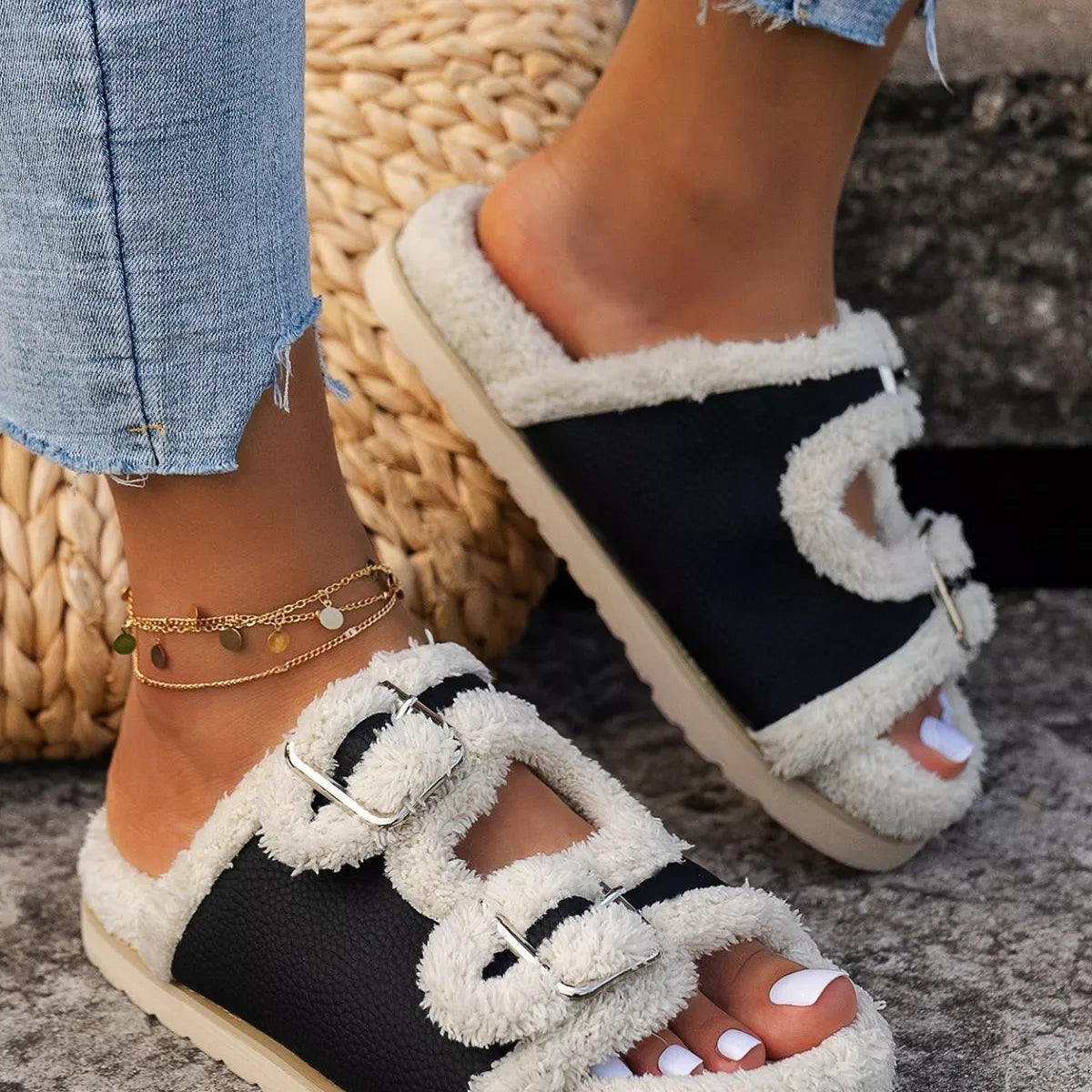 Buckle Decor Plush Lined Platform Slippers - Lilixa.store