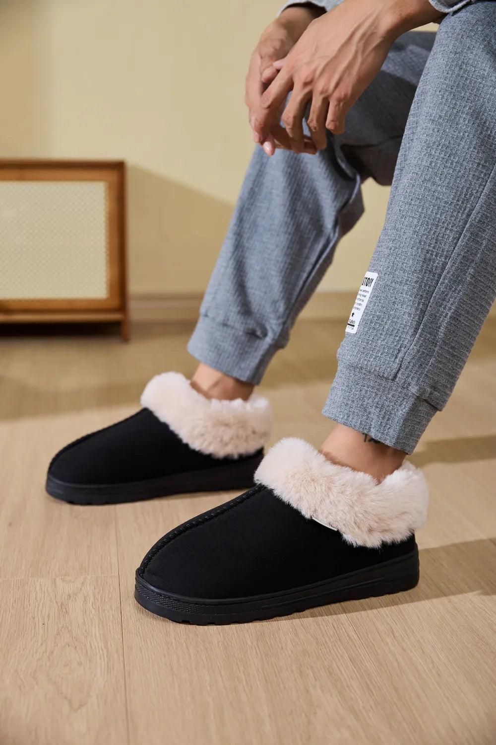 Faux Fur Round Toe Platform Slippers - Lilixa.store
