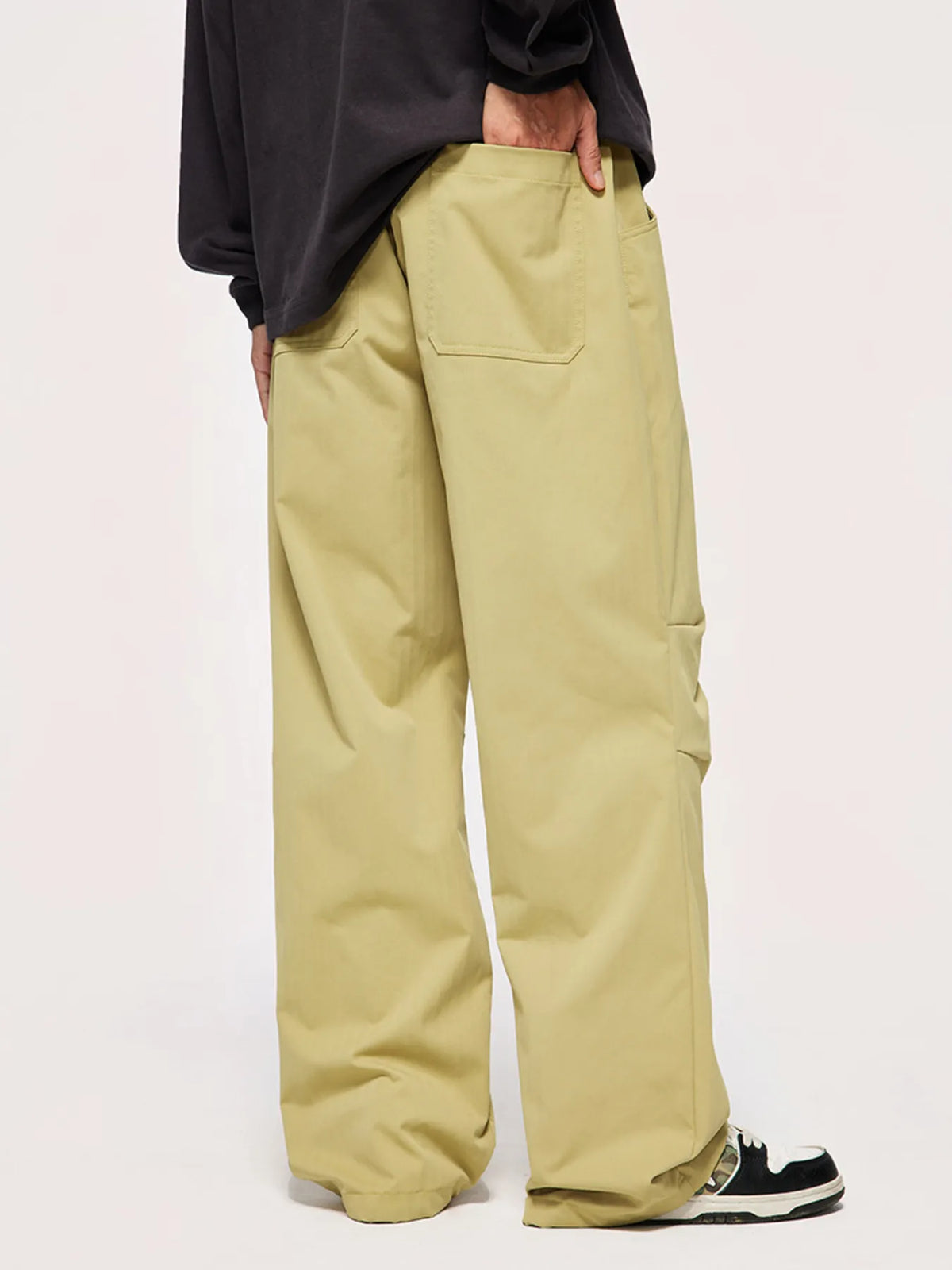 Men's Loose Fit Casual Pants in Khaki, view 5