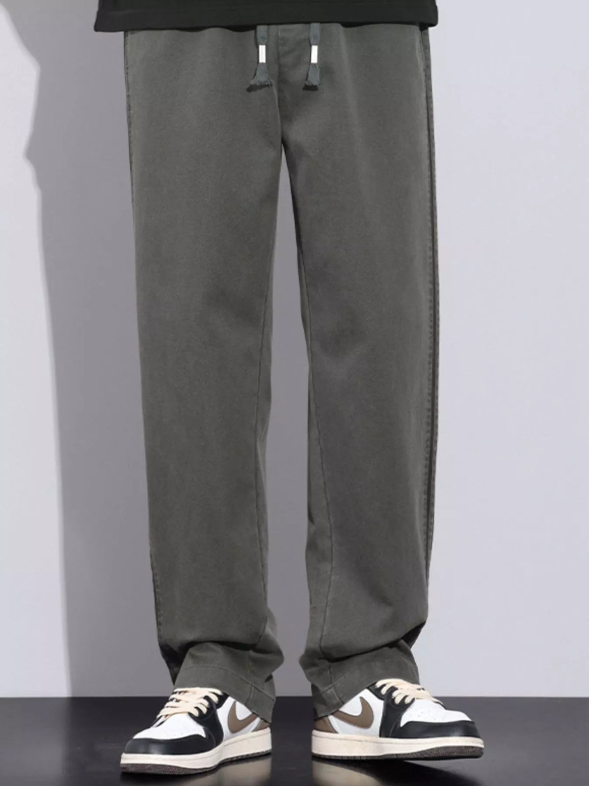 Men's Plus Size Casual Loose Fit Stripes Pants in Army Green